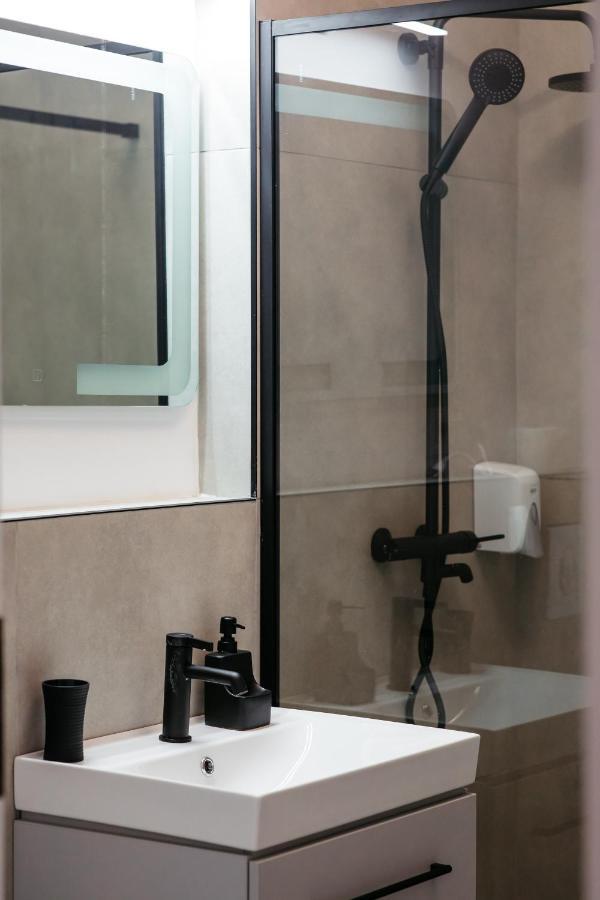 Apartament L&V Family Studio Sinaia Zewnętrze zdjęcie