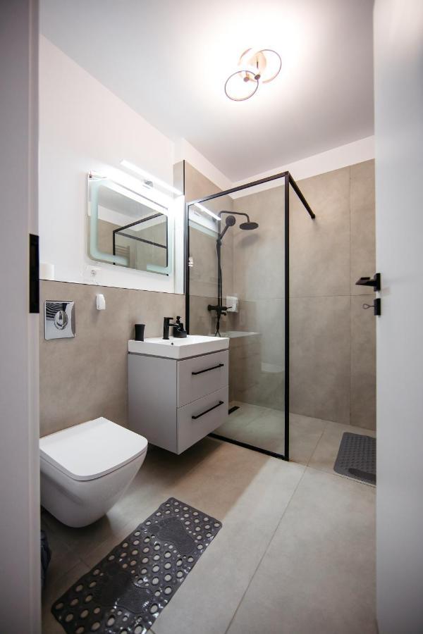 Apartament L&V Family Studio Sinaia Zewnętrze zdjęcie